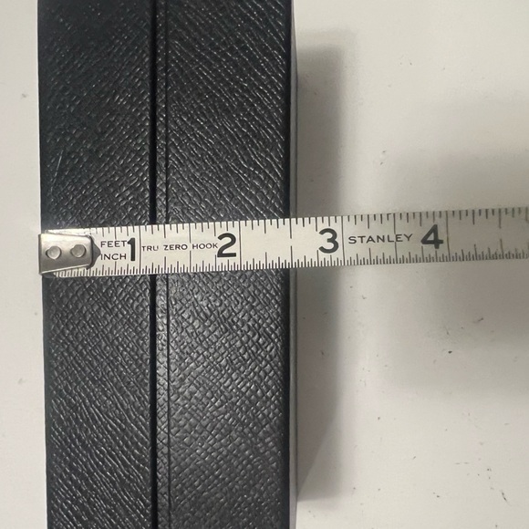 Prada eyeglasses case with box - Picture 7 of 10